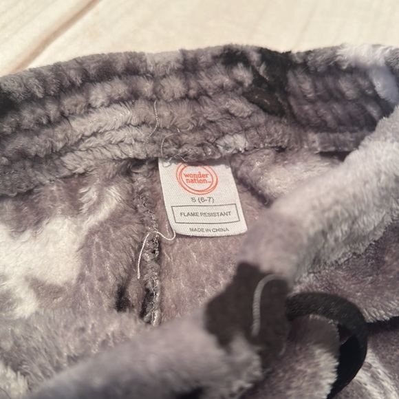 8/$25 Wonder Nation Soft Fleece Reindeer Pajama Pants Size Small 6-7 - Picture 2 of 6
